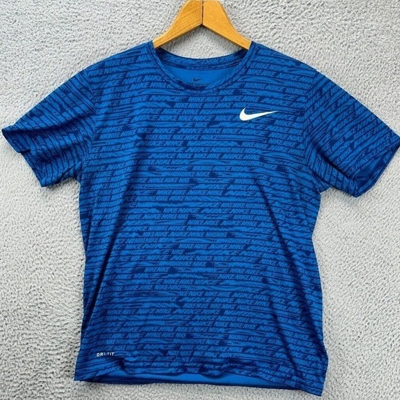 The Nike Tee Shirt Mens‎ Medium Dri-Fit Blue All Over Print Crew Neck Athletic - Picture 1 of 9